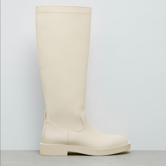 Zara rubberized boots - Picture 1 of 6
